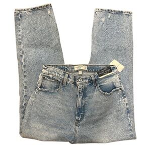 NWT Abercrombie 90s Straight Ultra High Rise Curve Love Jean